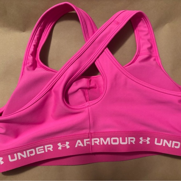 Under Armour Vibrant Pink Sports Bra - Picture 2 of 3